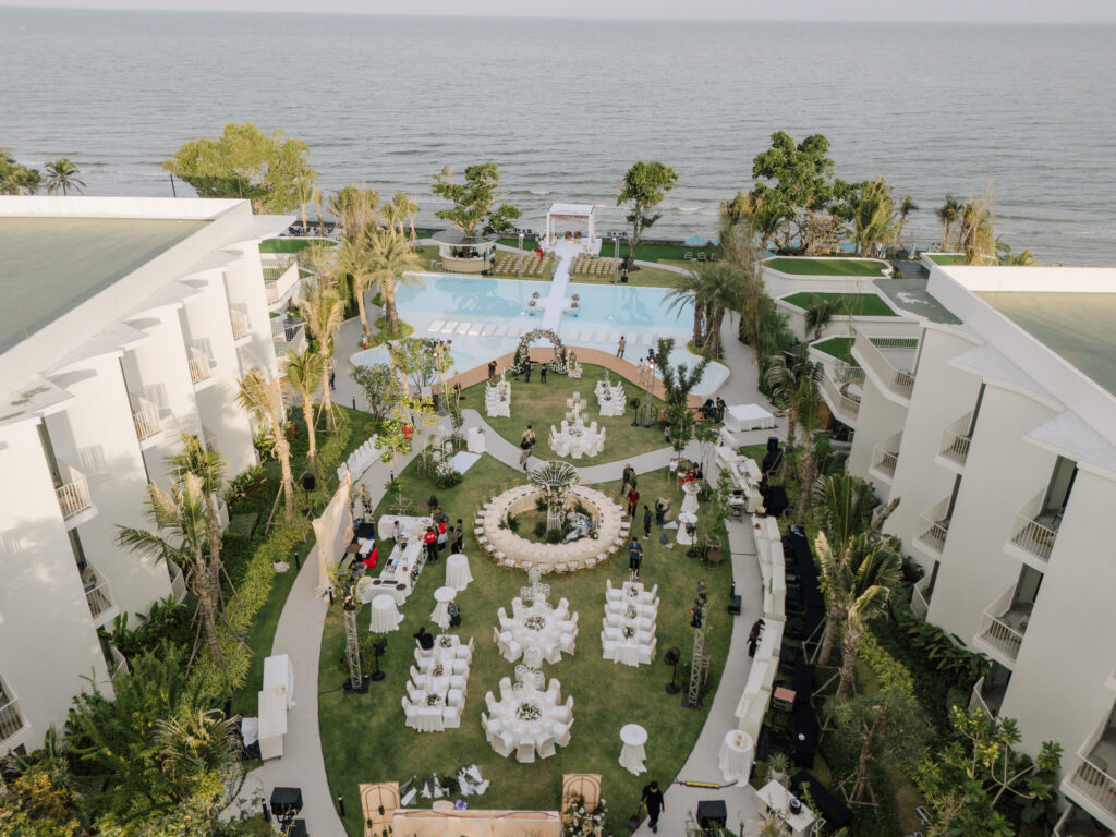 wedding in Hua Hin Thailand at Aviyana Resort