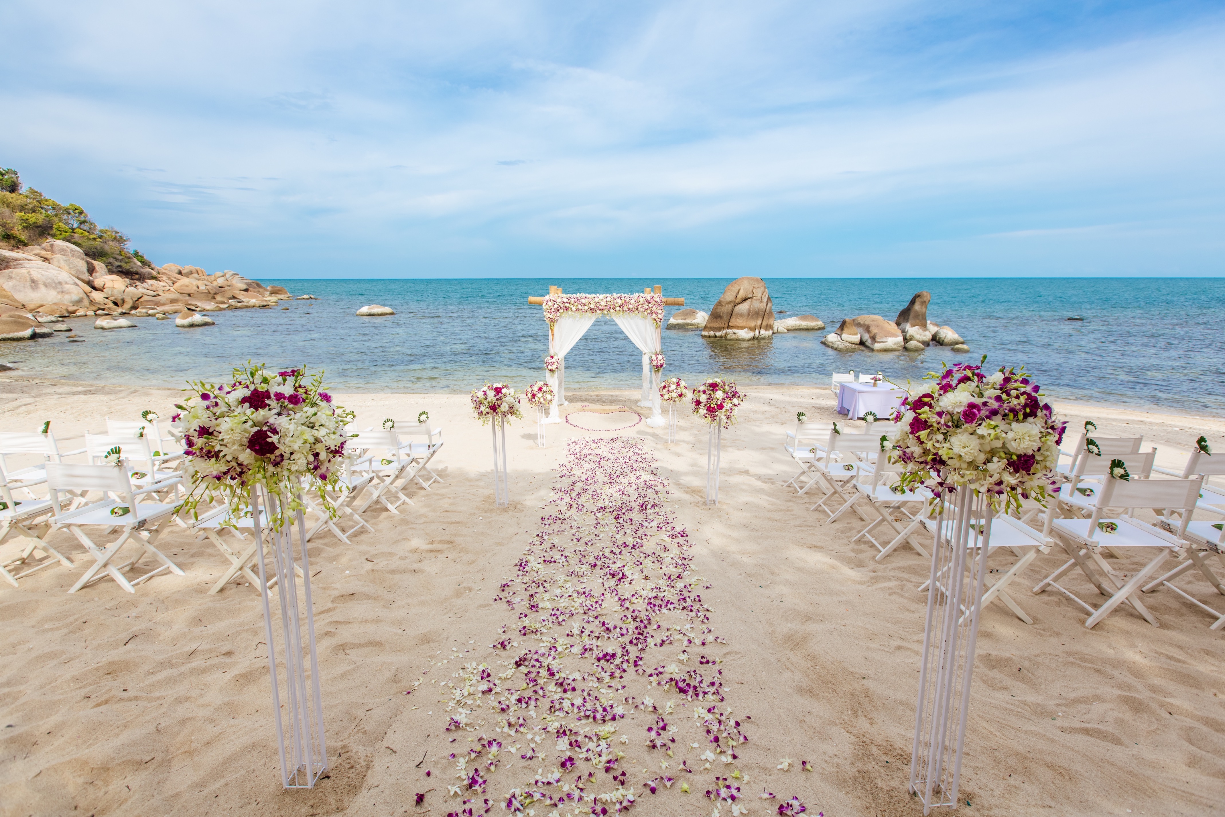 Dream For A Romantic Beach Wedding In Thailand Diwas