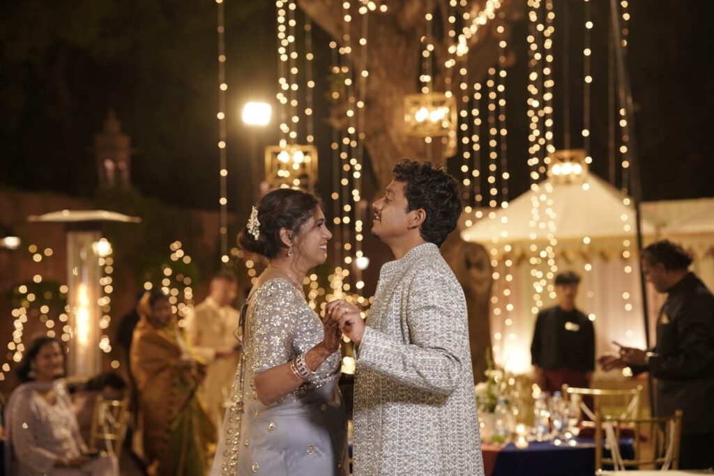 UR-Reception-15-Radisson-Jodhpur-wedding